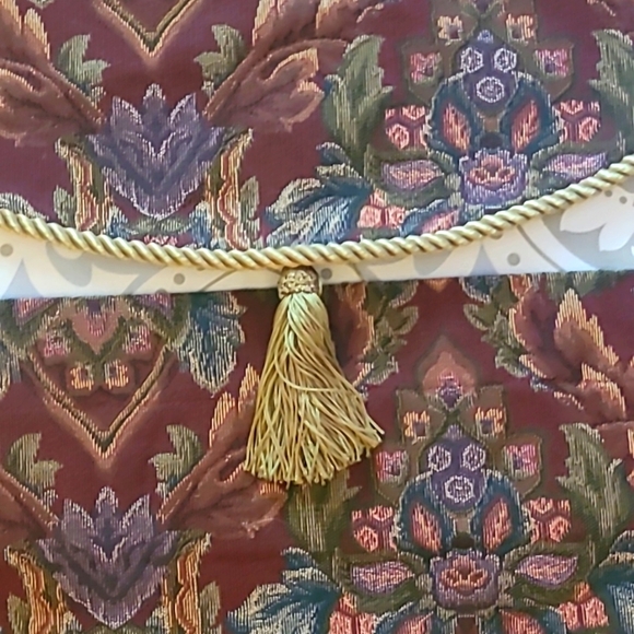 3 Matching Luxury Tapestry Valances Gold Cable Trim & Tassel Vintage 49"x 29.75" - Picture 3 of 7
